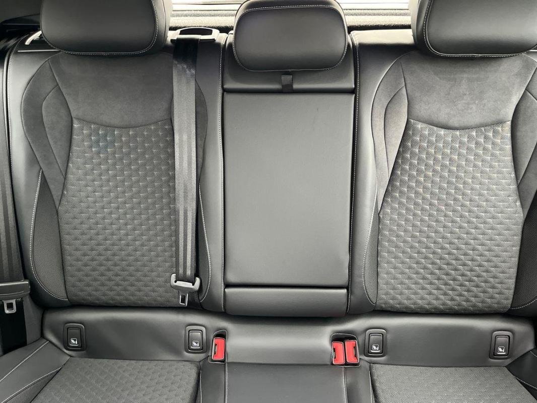 Volkswagen T-Roc - Photo 22