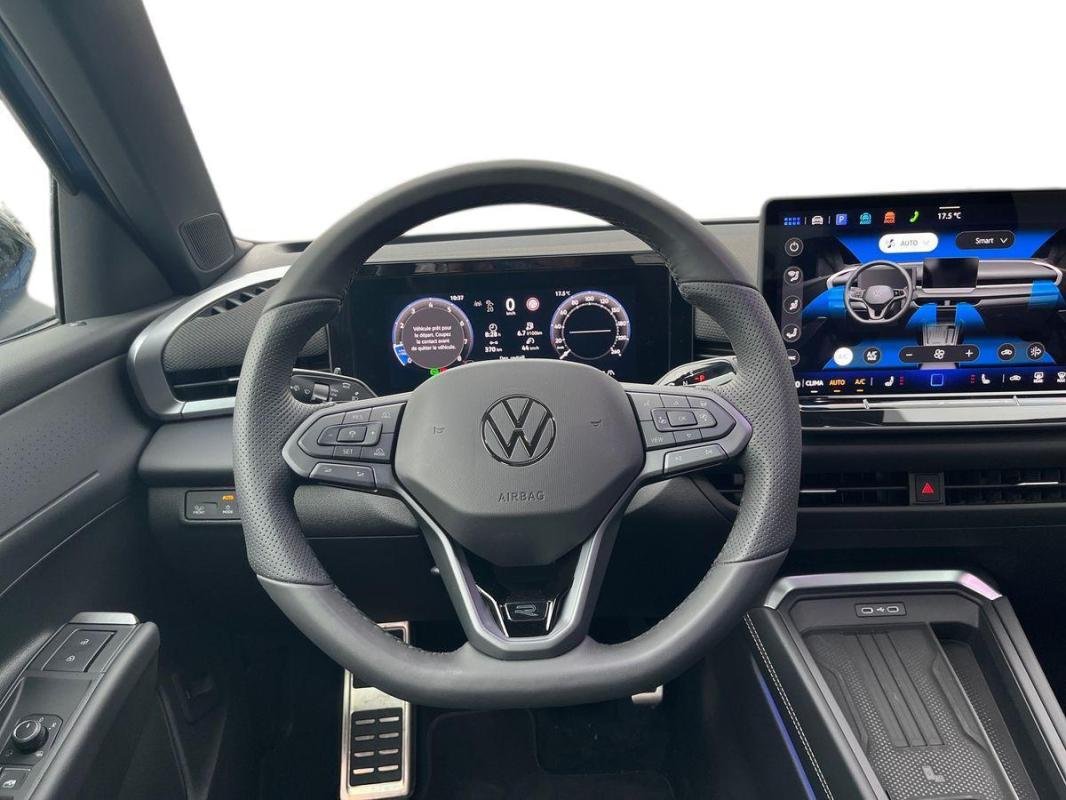 Volkswagen T-Roc - Photo 24