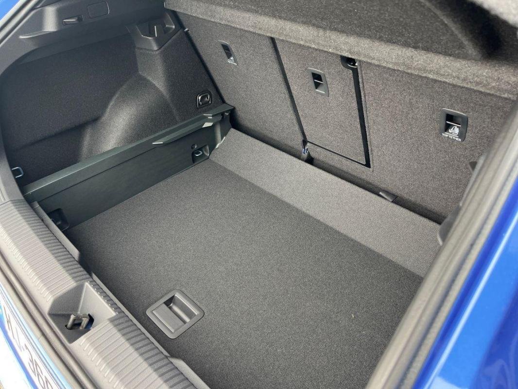 Volkswagen T-Roc - Photo 32