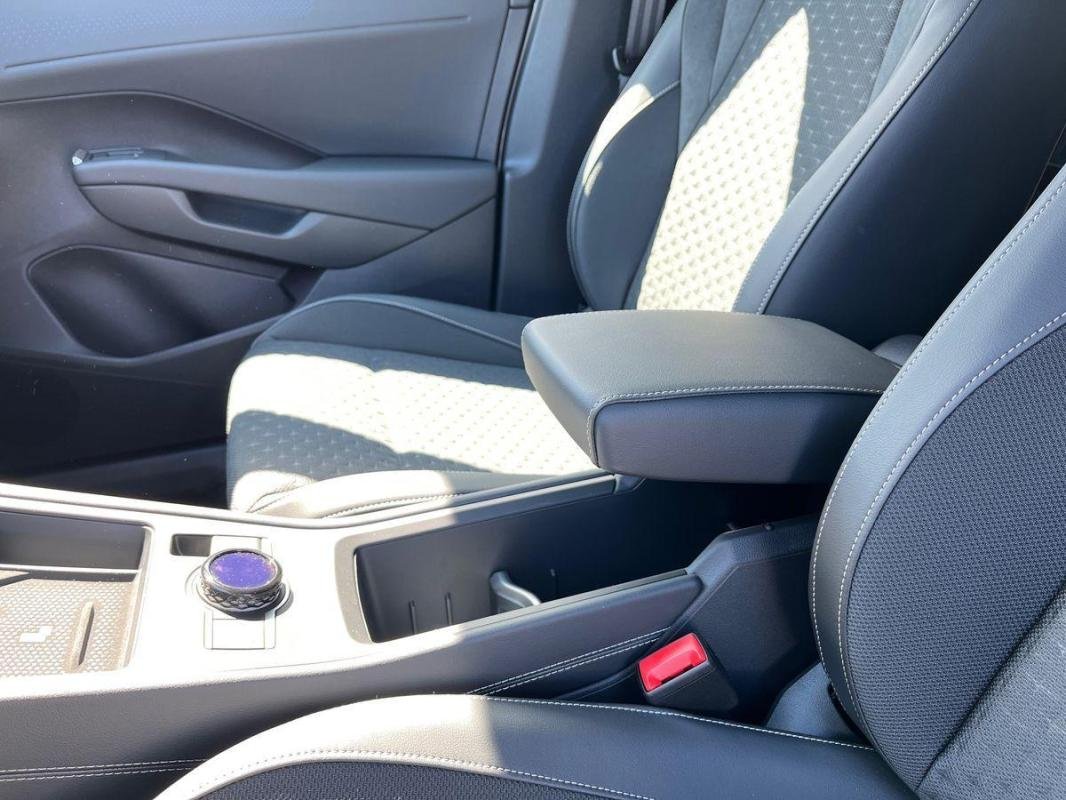Volkswagen T-Roc - Photo 12