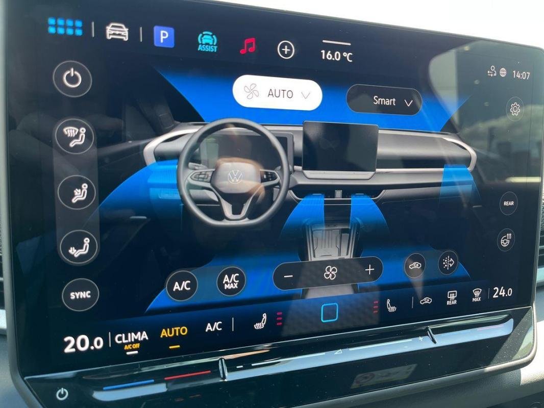 Volkswagen T-Roc - Photo 19