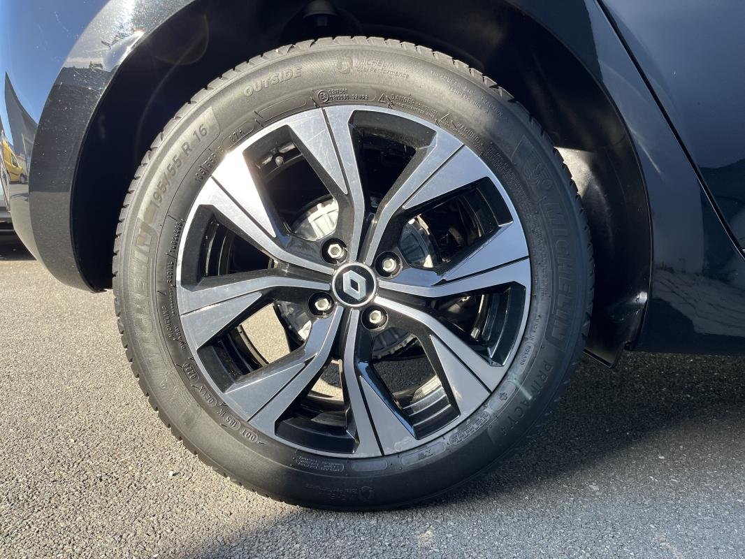 Renault Clio - Photo 24