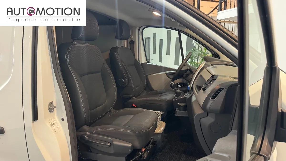 Renault Trafic - Photo 13