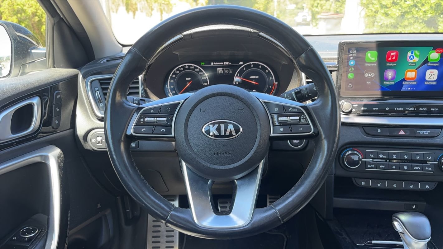 Kia Xceed - Photo 22