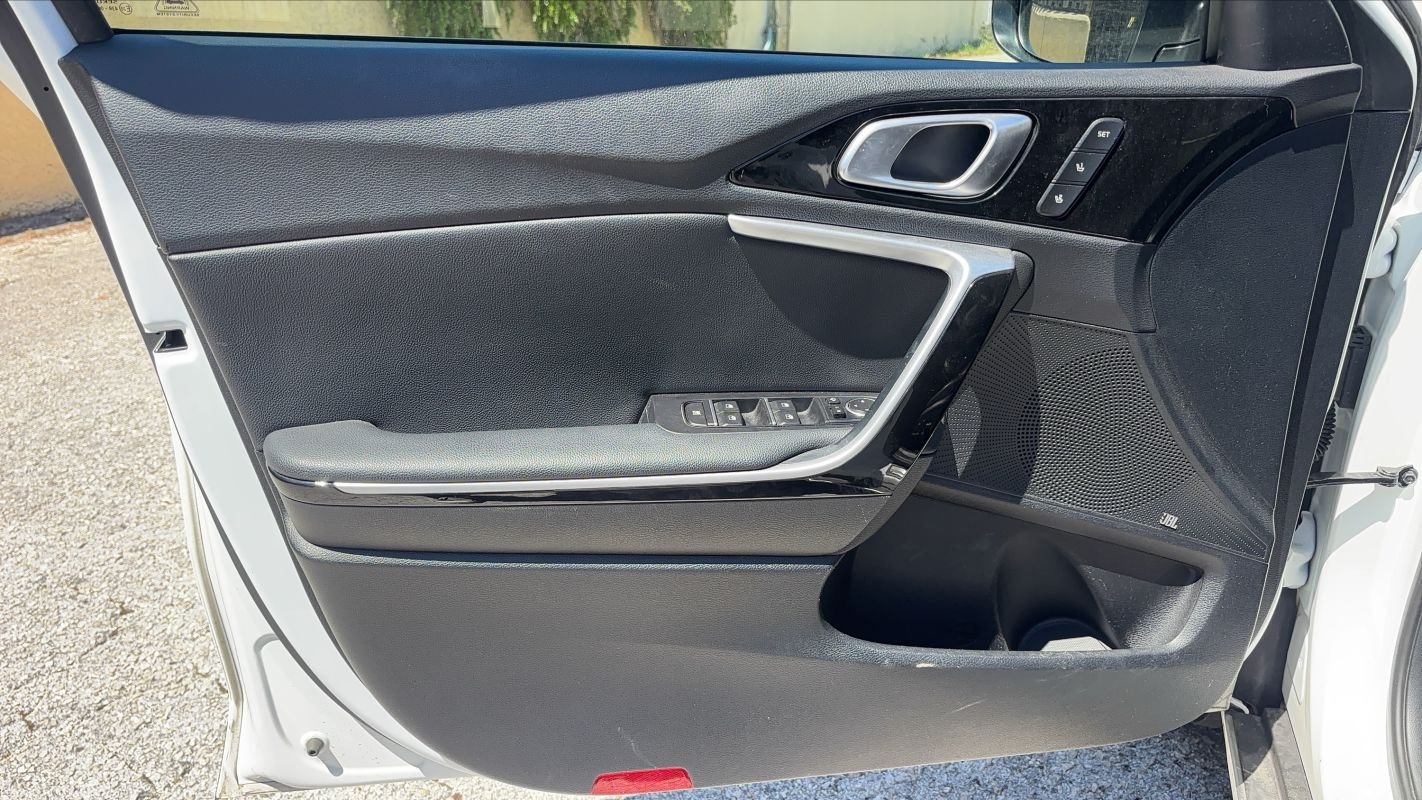Kia Xceed - Photo 7