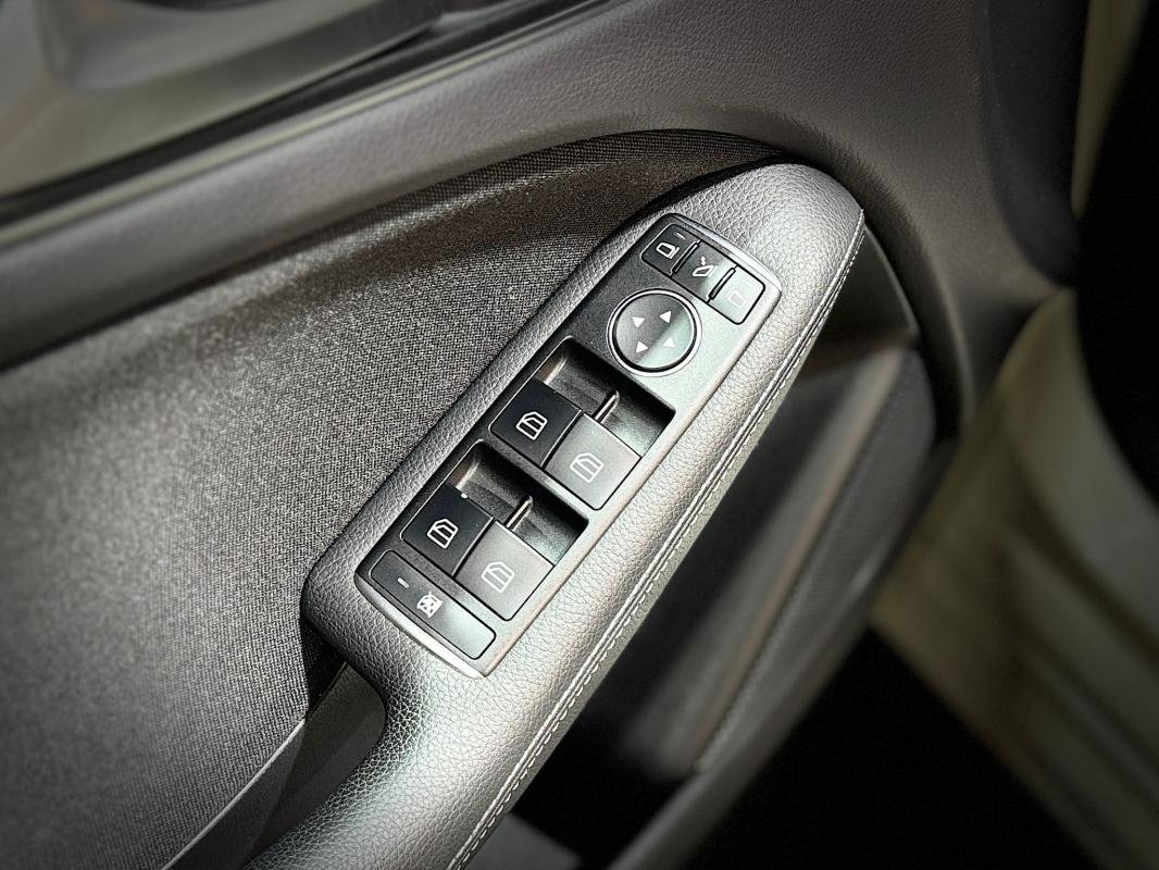 Mercedes Classe B - Photo 17