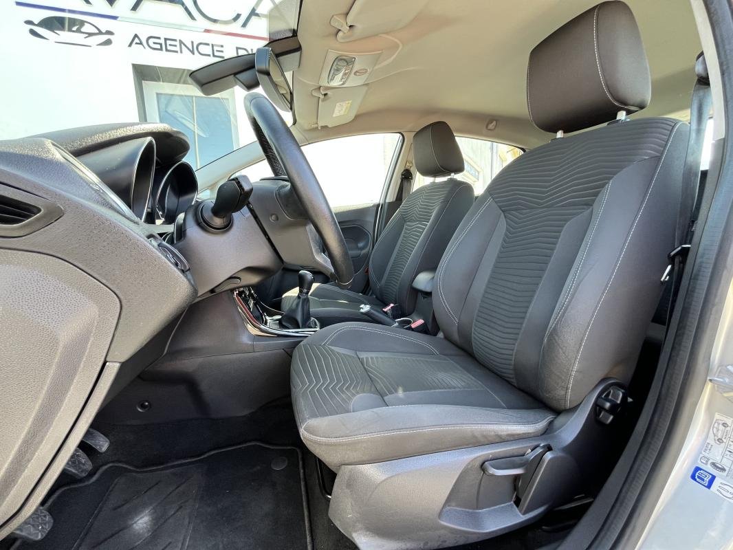 Ford Fiesta - Photo 9