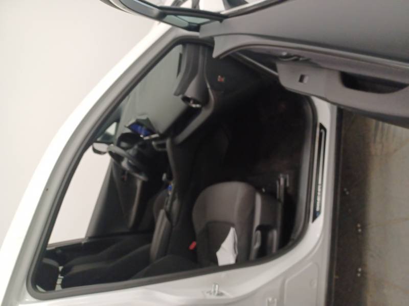 Toyota C-HR - Photo 12
