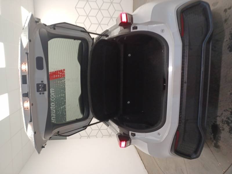 Toyota C-HR - Photo 24