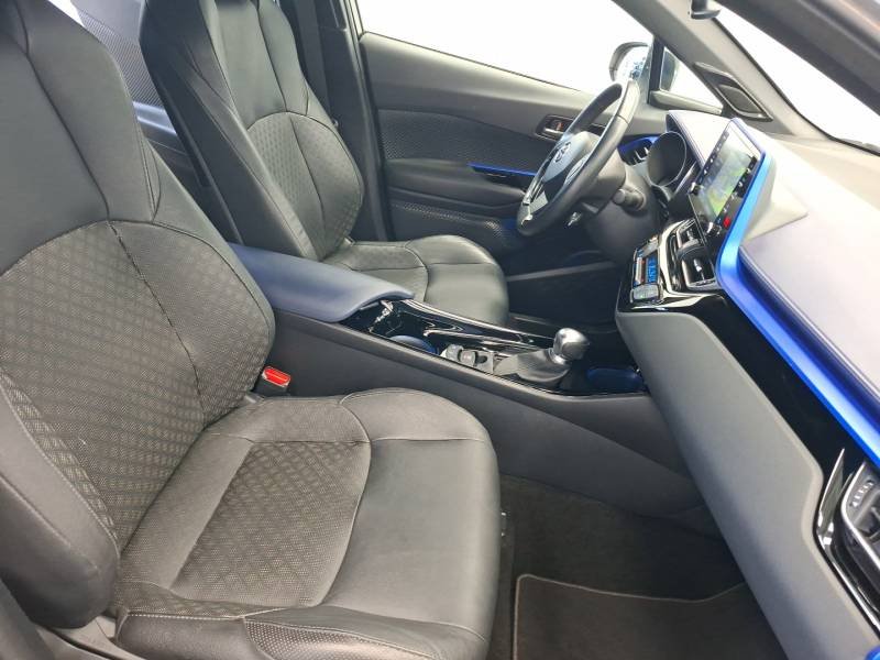 Toyota C-HR - Photo 9