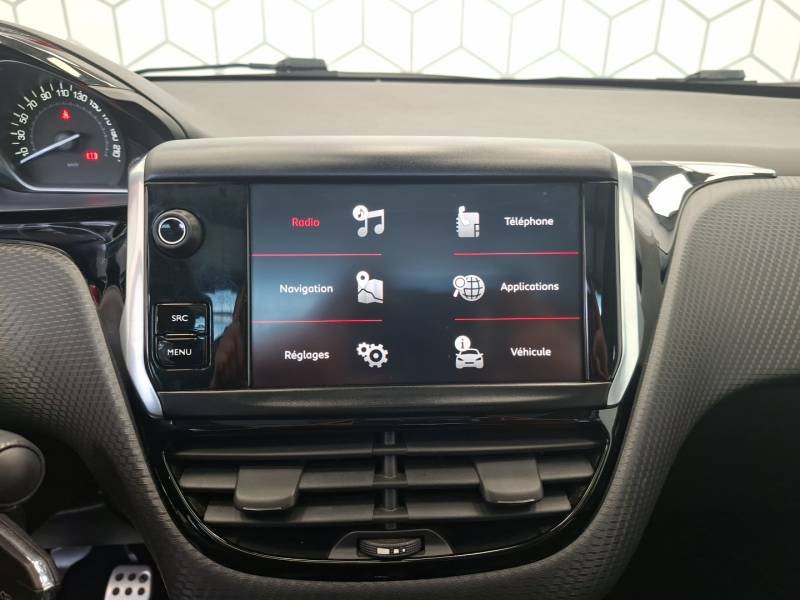 Peugeot 208 - Photo 15