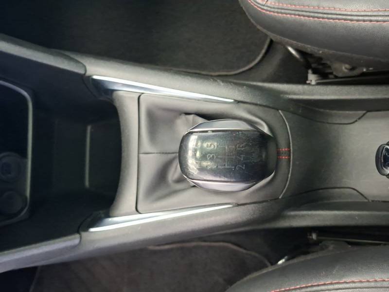 Peugeot 208 - Photo 32