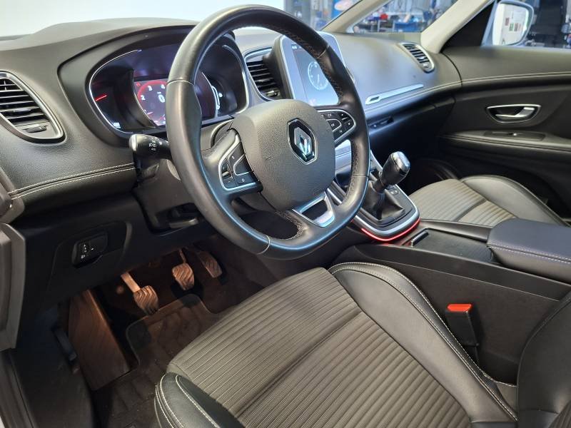 Renault Scénic - Photo 14