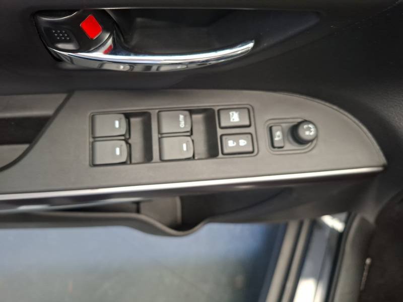 Suzuki s-cross - Photo 22