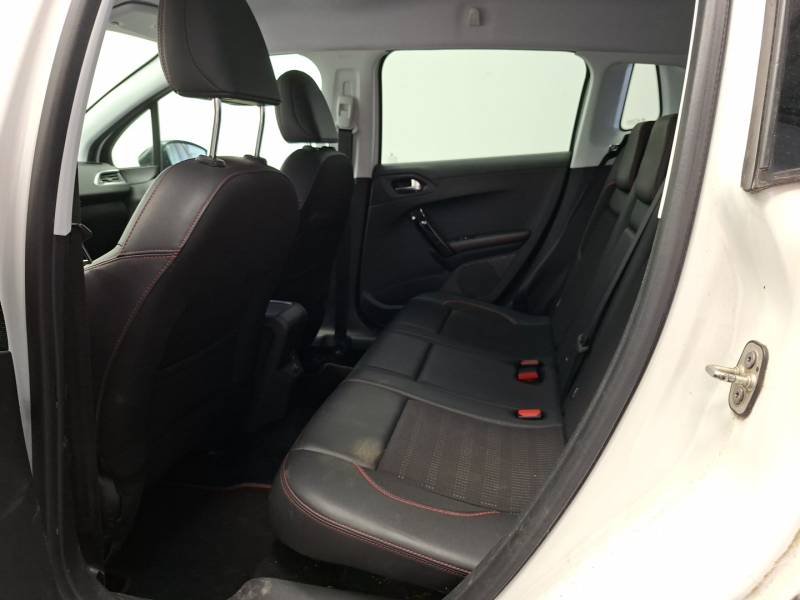 Peugeot 2008 - Photo 12
