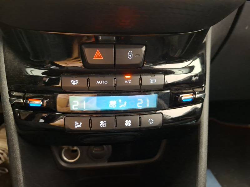 Peugeot 2008 - Photo 24