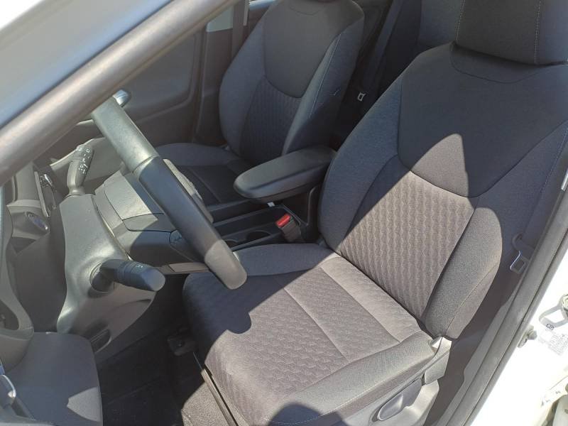 Toyota Yaris - Photo 18