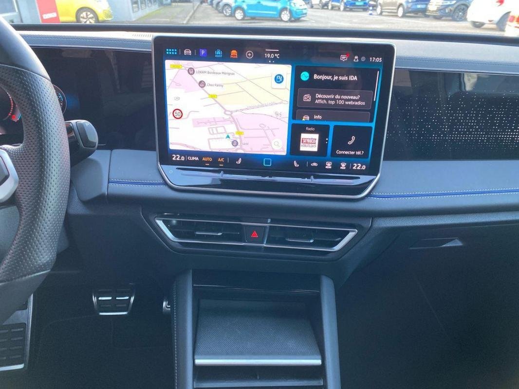 Volkswagen Tiguan - Photo 11