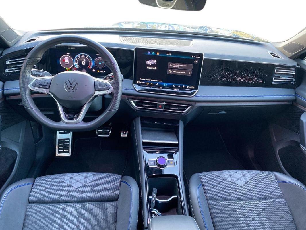 Volkswagen Tiguan - Photo 9