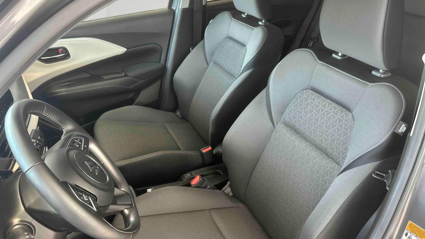 Suzuki Swift - Photo 11
