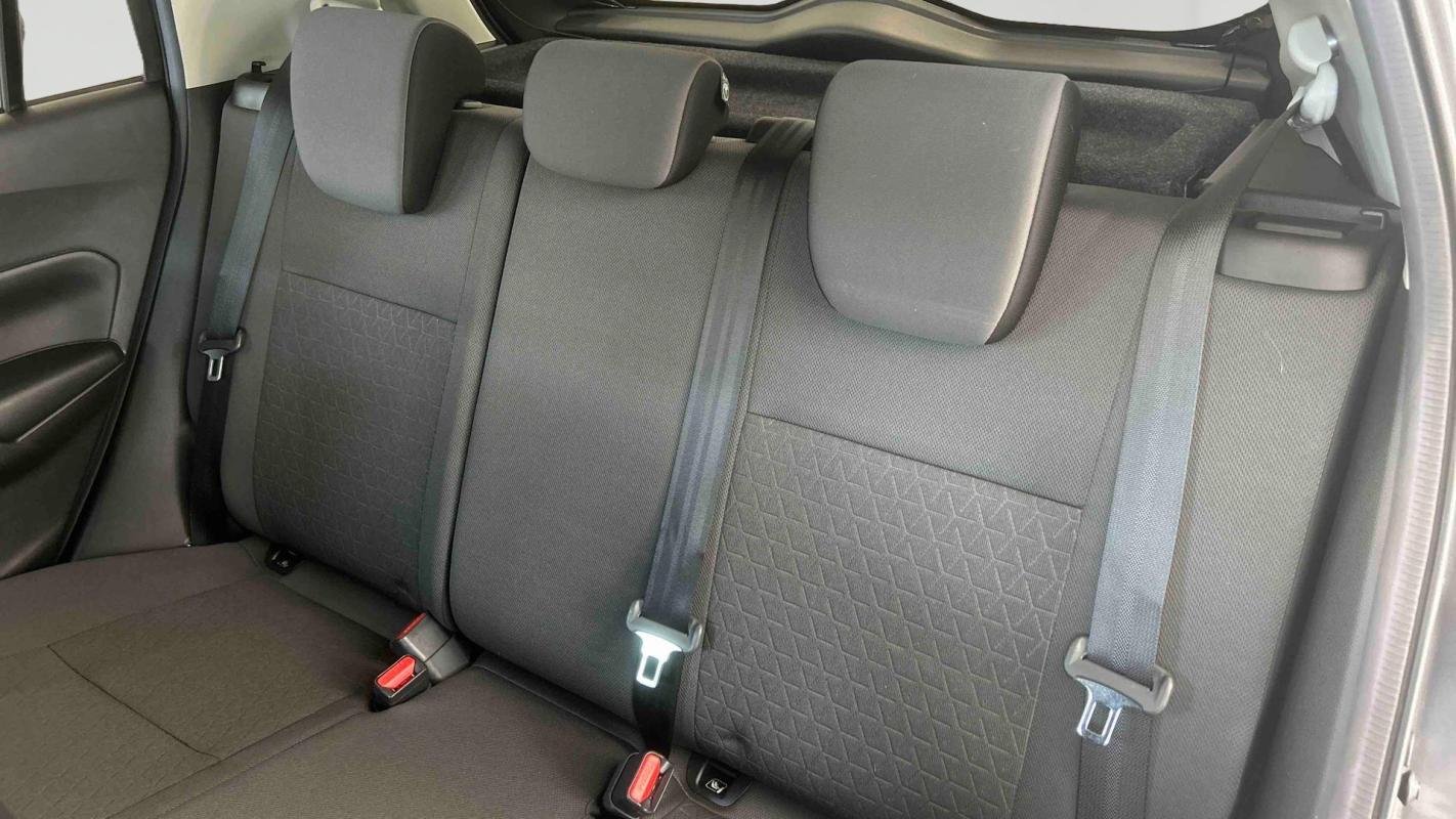 Suzuki Swift - Photo 12