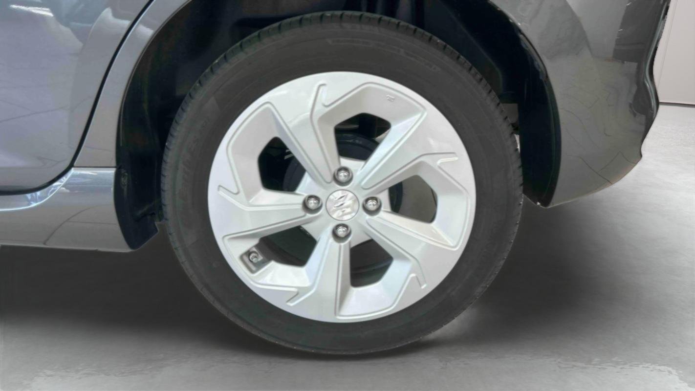 Suzuki Swift - Photo 14