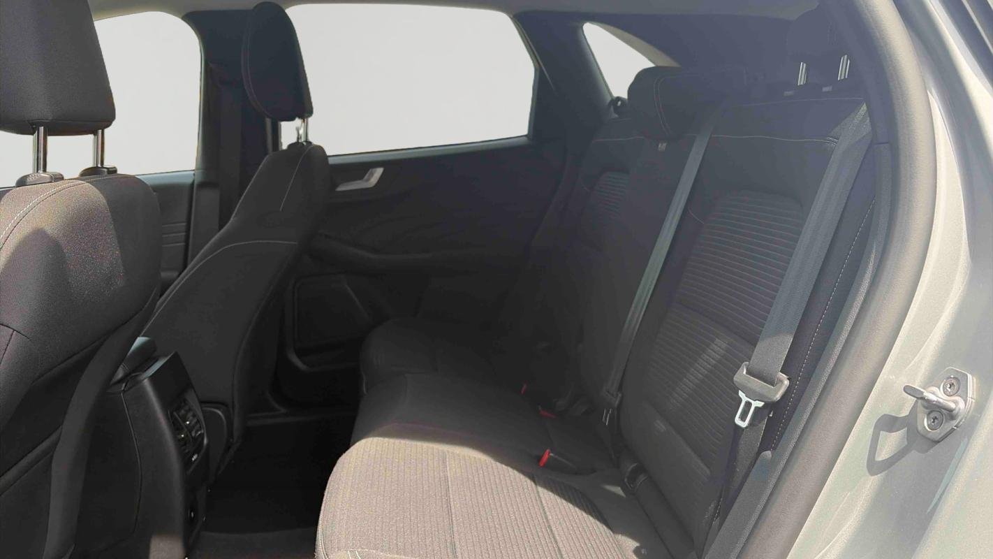 Ford Kuga - Photo 12