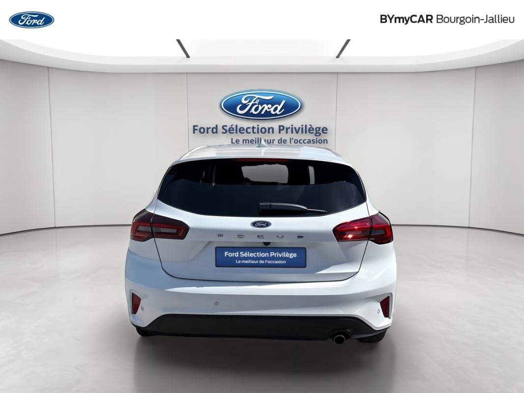 Ford Focus - Photo 4