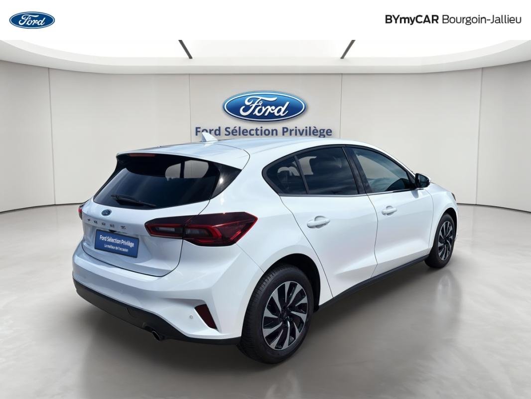 Ford Focus - Photo 5