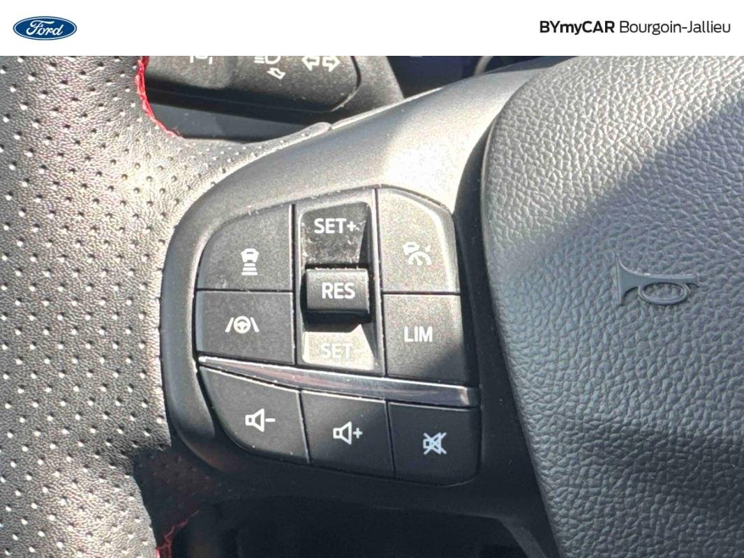 Ford Kuga - Photo 22