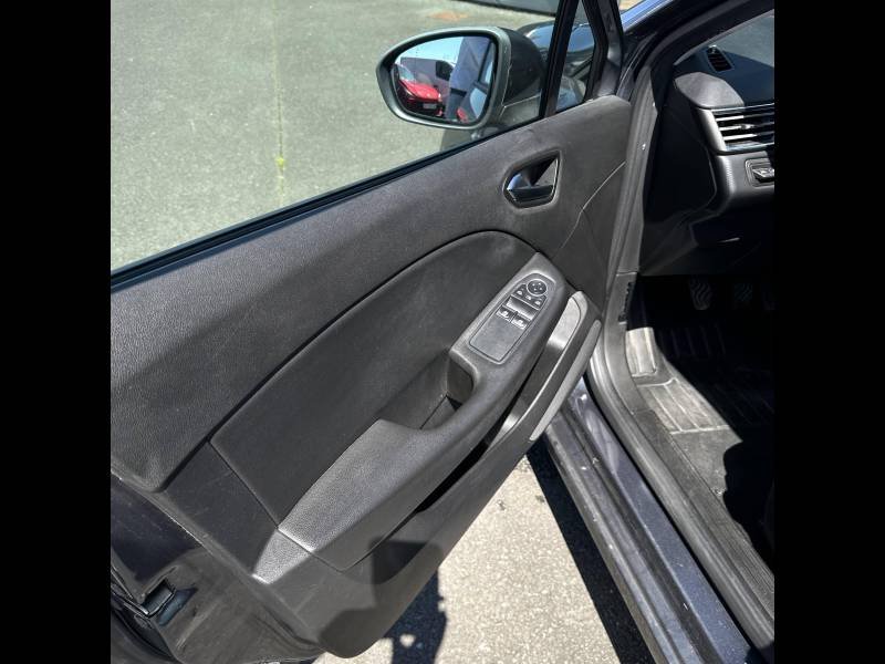 Renault Clio - Photo 25