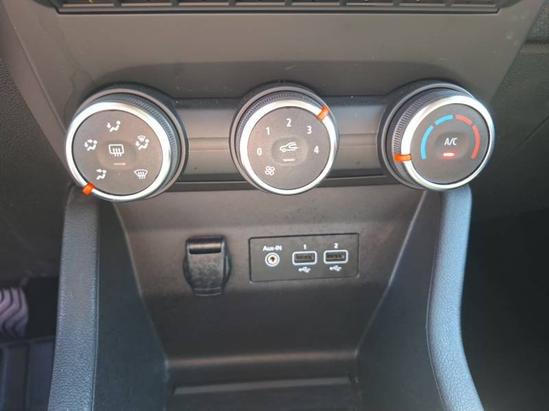 Renault Clio - Photo 24