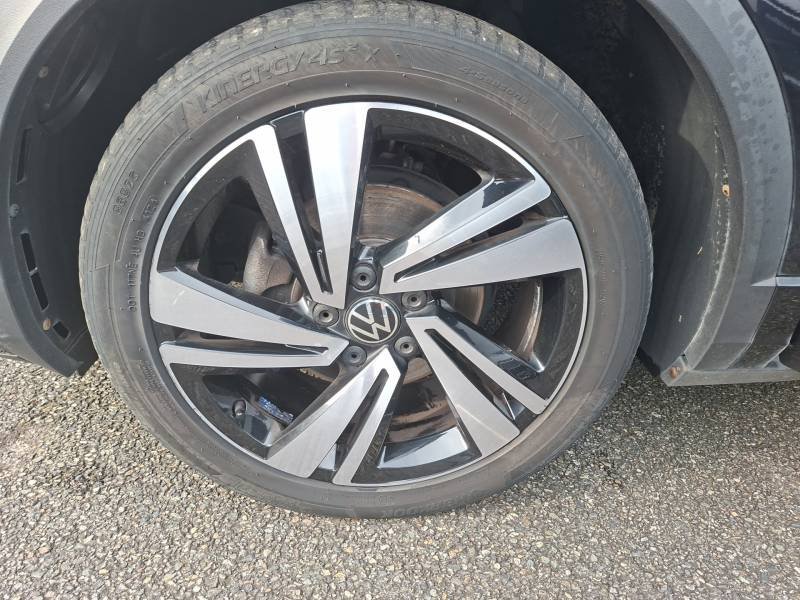 Volkswagen T-Roc - Photo 18