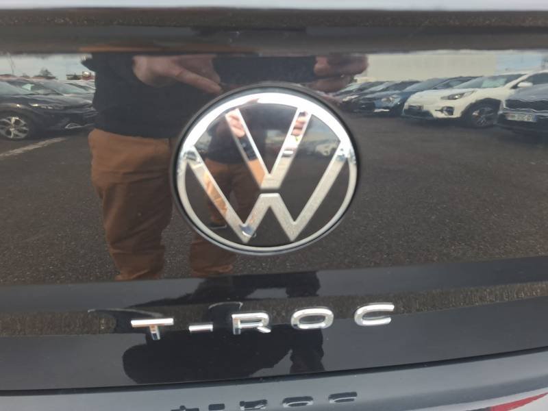 Volkswagen T-Roc - Photo 23