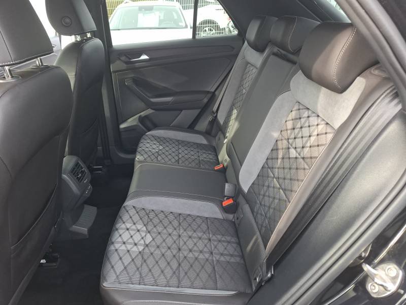 Volkswagen T-Roc - Photo 25
