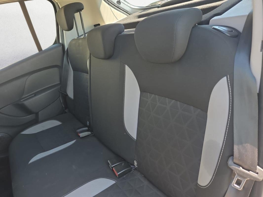 Dacia Sandero II - Photo 11