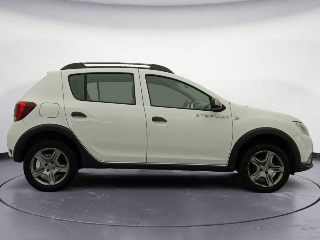 Dacia Sandero II - Photo 6