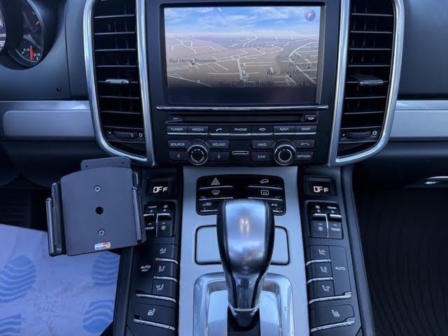 Porsche Cayenne - Photo 12