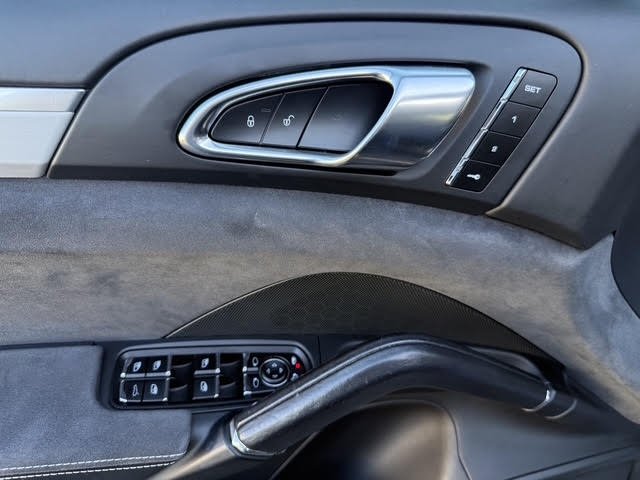Porsche Cayenne - Photo 15