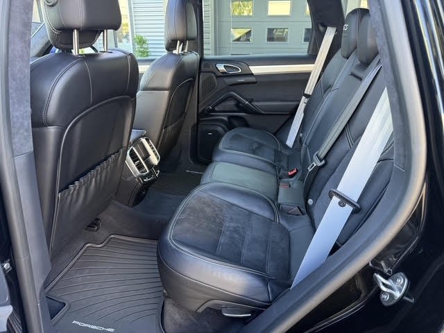 Porsche Cayenne - Photo 19