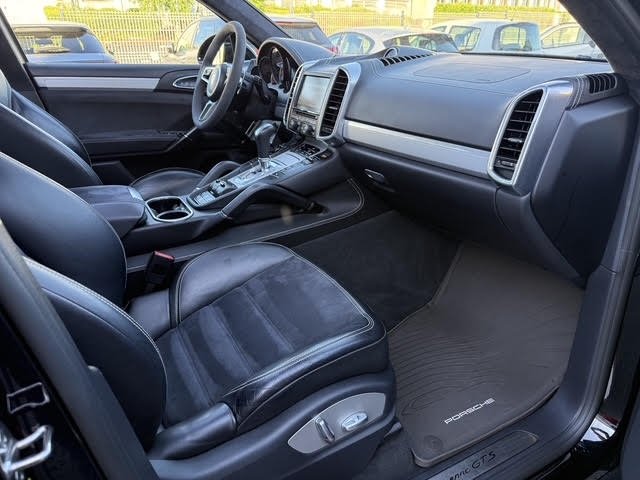 Porsche Cayenne - Photo 21