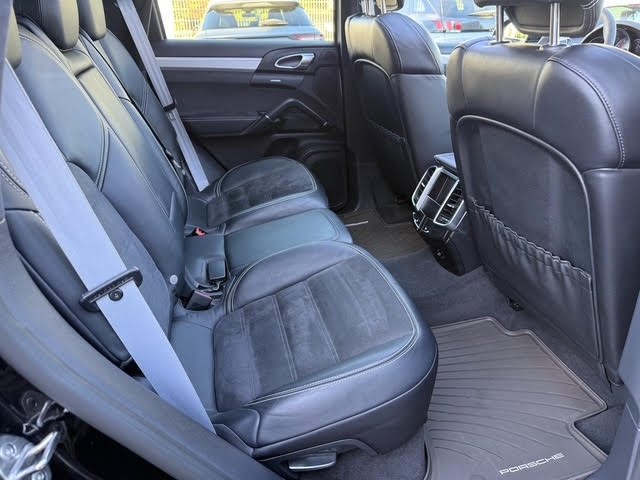 Porsche Cayenne - Photo 22