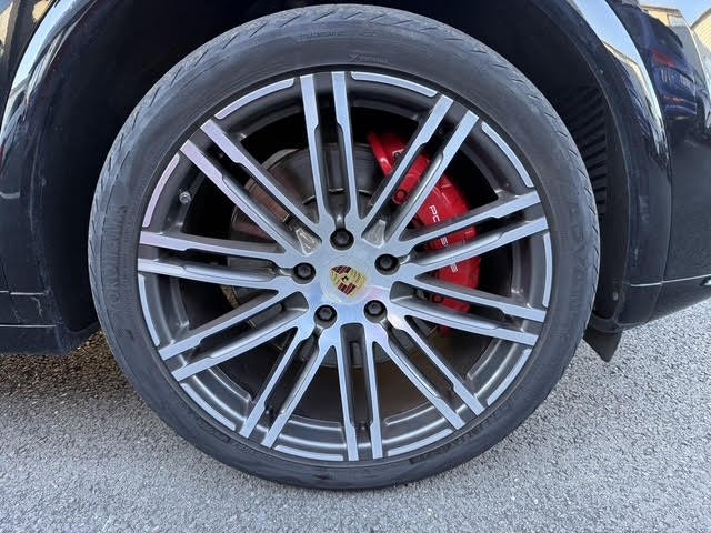 Porsche Cayenne - Photo 23