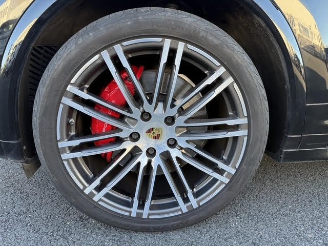 Porsche Cayenne - Photo 26