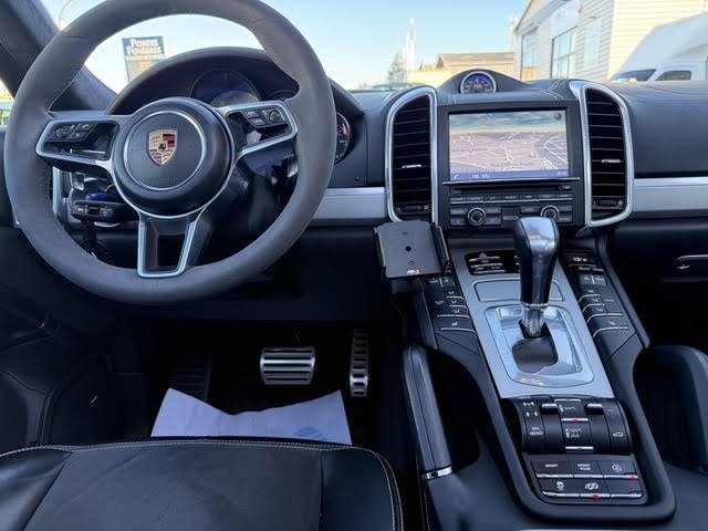 Porsche Cayenne - Photo 9