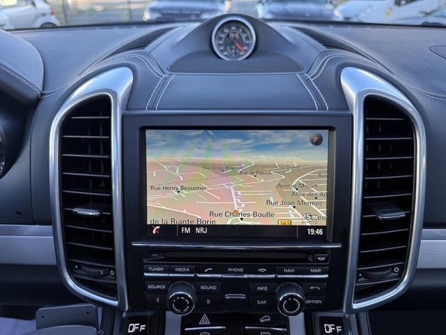 Porsche Cayenne - Photo 10