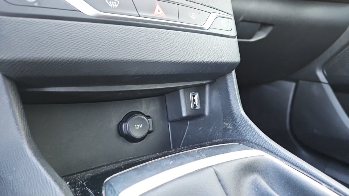 Peugeot 308 - Photo 26