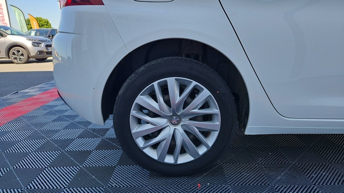 Peugeot 308 - Photo 8