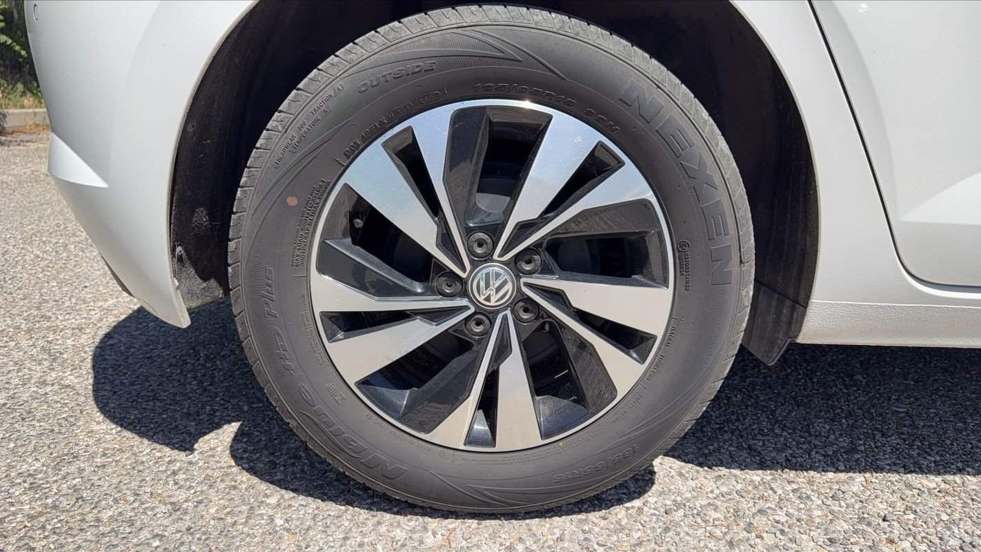 Volkswagen Polo - Photo 16