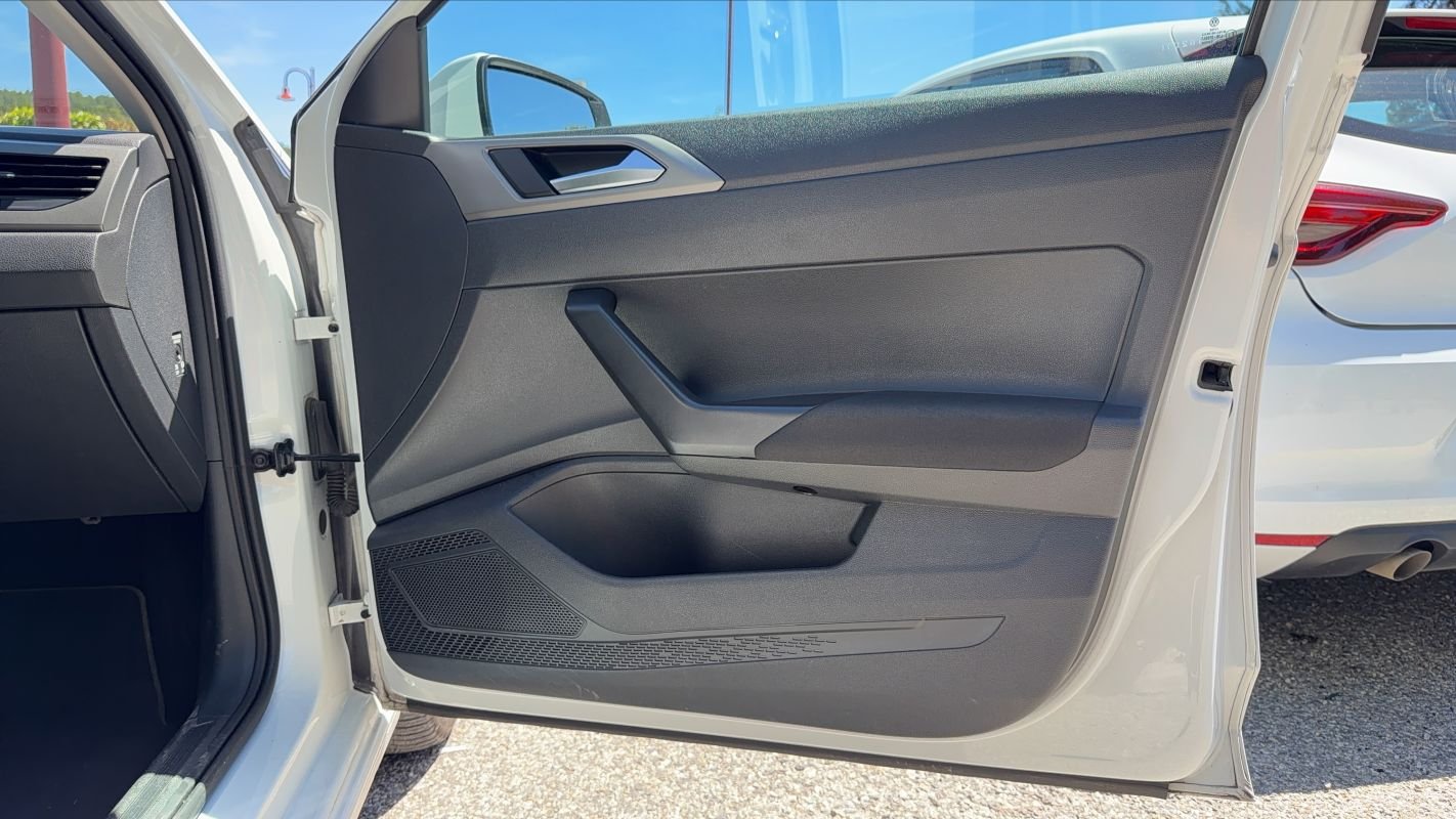 Volkswagen Polo - Photo 22